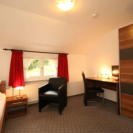 Landgasthof Adler Otel 3*