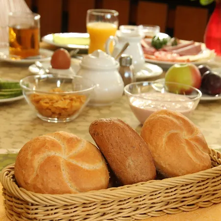 Landgasthof Adler Otel