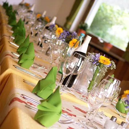 Otel Landgasthof Adler Altenrond